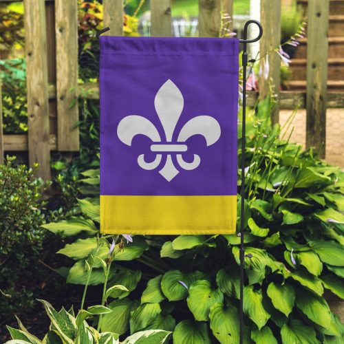 Louisiana Garden Flag Outside